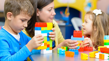 Psicopedagogía Constructivista en Centros Educativos: Práctica Docente